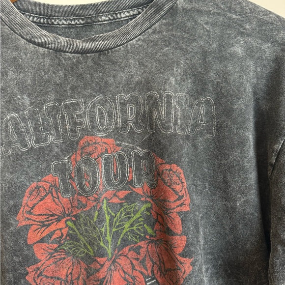 Faded graphics tee - Picture 6 of 10